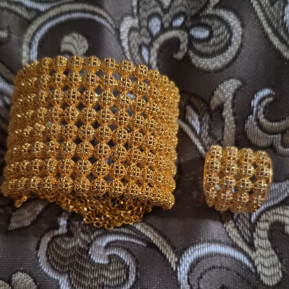 Elegant Gold Bracelet and Ring Set